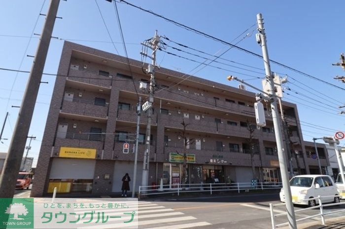 パインツリーコートの外観写真