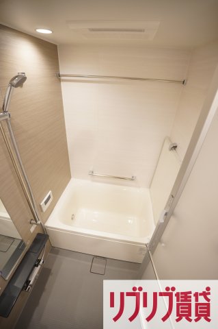 ＪＲ総武線 千葉駅 徒歩4分 15階建 築3年の風呂写真