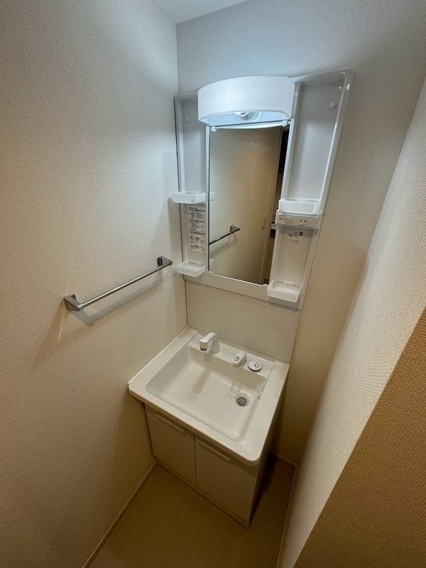洗面設備　☆嬉しい独立洗面台☆