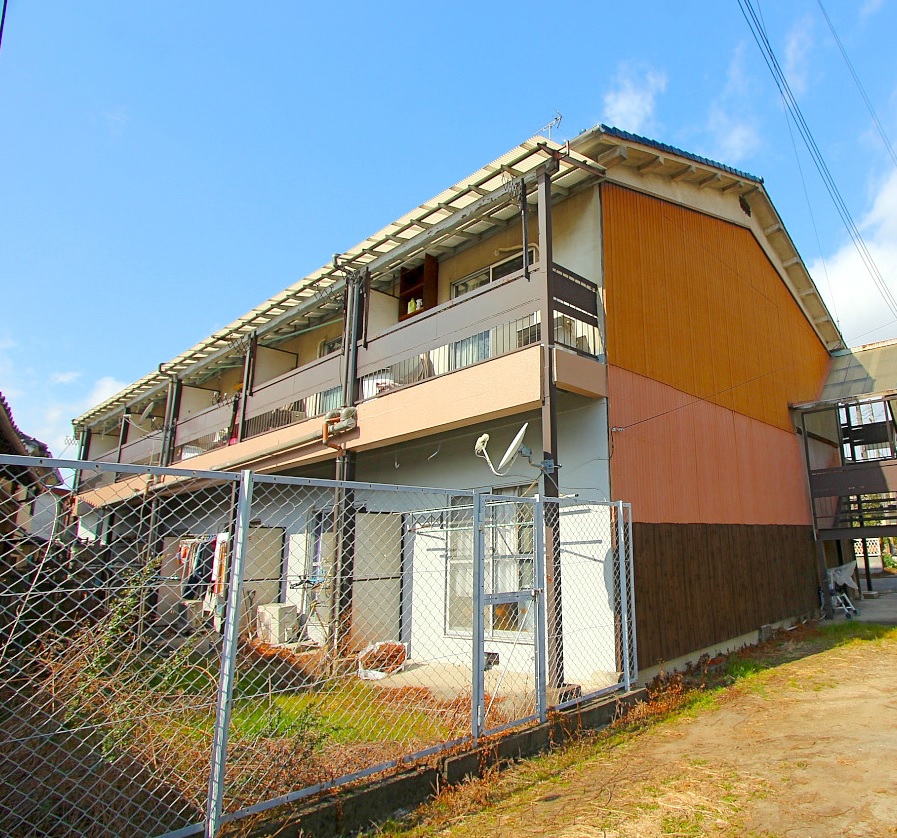 中野コーポの建物外観