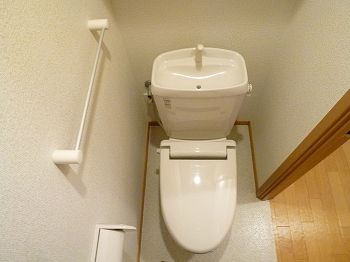【アライブ　キノIIのトイレ】