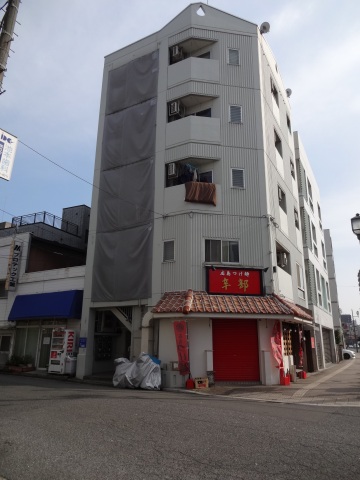 【広島市中区加古町のマンションの建物外観】