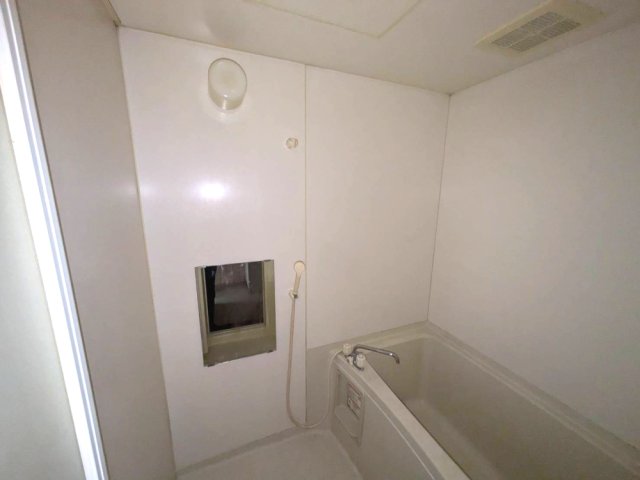 バス・シャワールーム　2024年12月撮影※現況を優先致します。