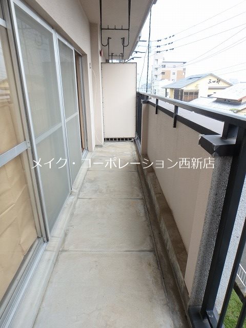 【福岡市西区愛宕のマンションのバルコニー】