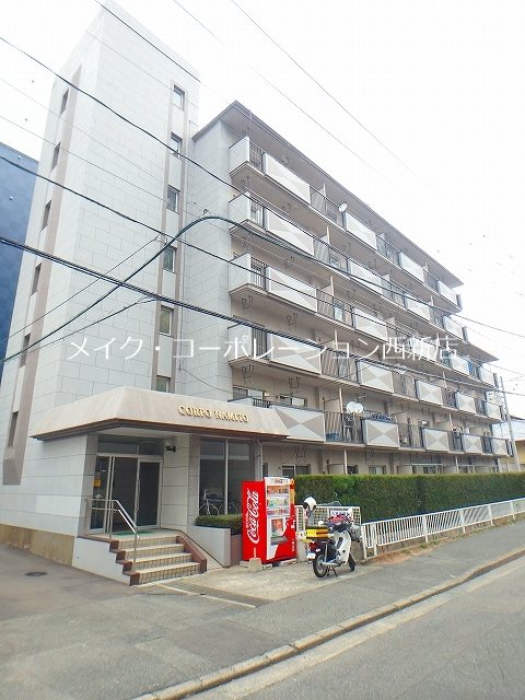 福岡市西区愛宕のマンションの建物外観