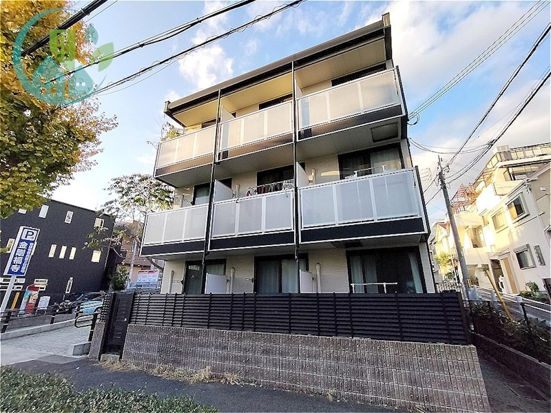 神戸市灘区原田通のマンションの建物外観