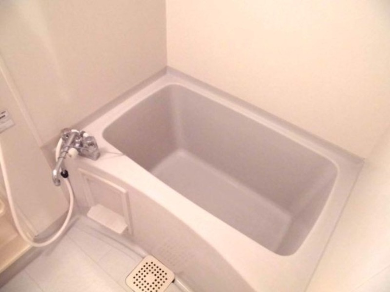 バス・シャワールーム　図面と現状に相違がある場合には現状を優先