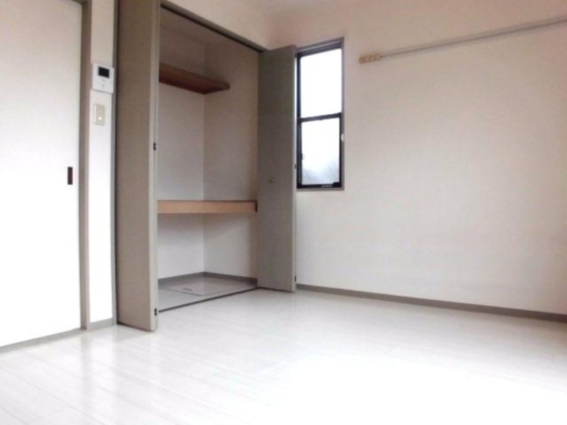 居室・リビング　図面と現状に相違がある場合には現状を優先