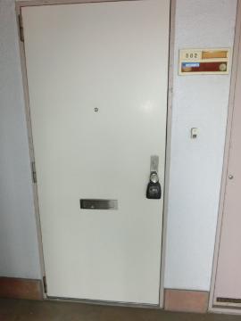 ホワイトハウス小柳　玄関　玄関