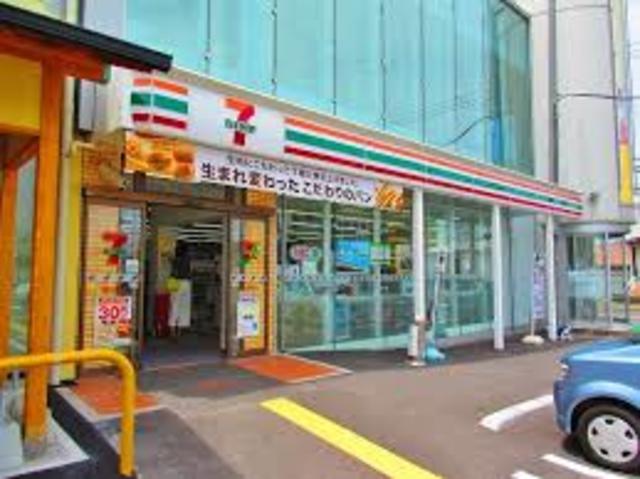 コンビニ　セブンイレブン貝塚二色浜南店（コンビニ）まで861m
