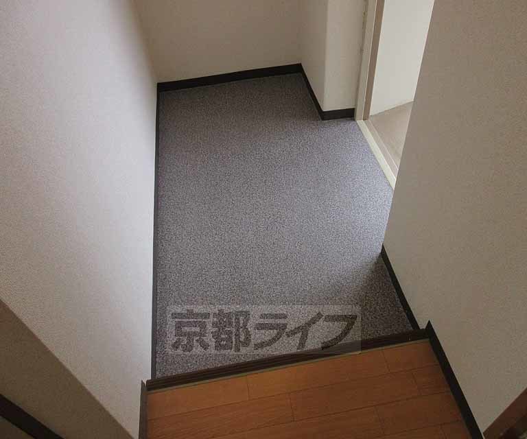 玄関　靴箱を置いてもまだ広い！