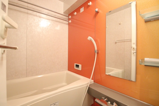 バス・シャワールーム　※別室の参考写真の為、現況優先です。