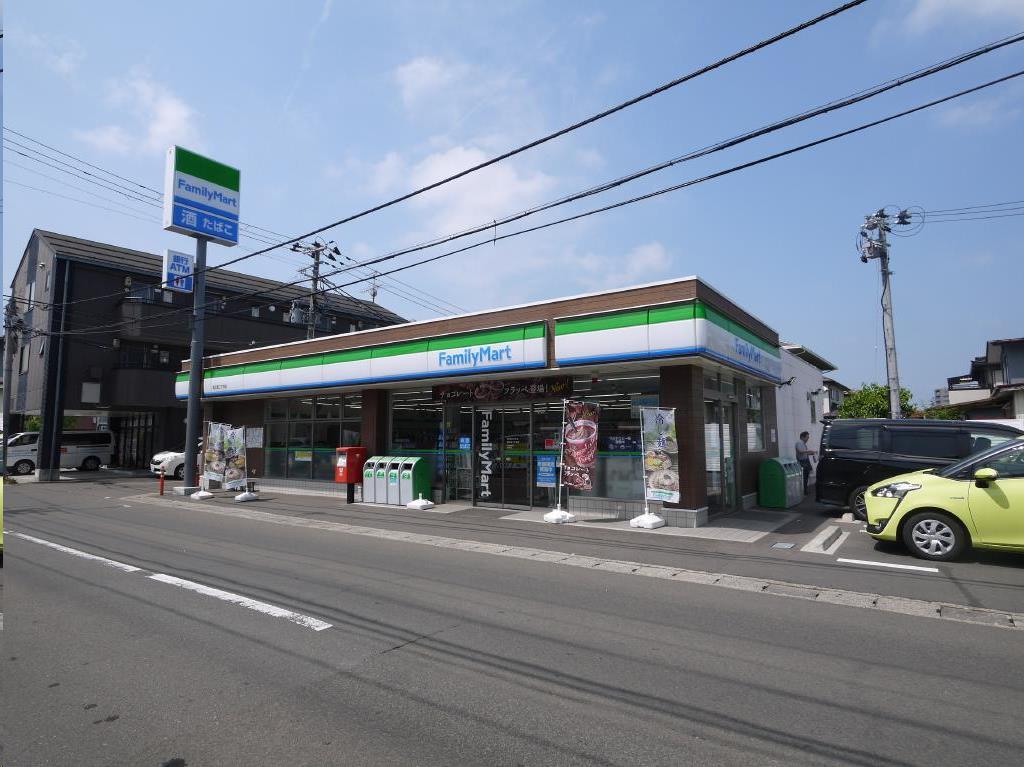 コンビニ　ファミリーマート旭丘堤二丁目店（コンビニ）まで343m