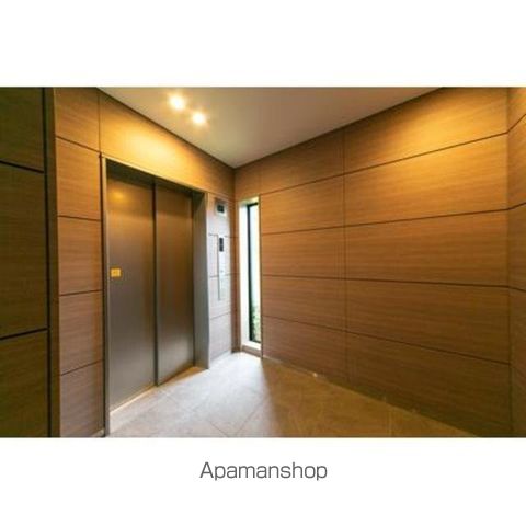 ロビー　ロビー