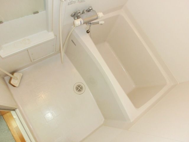 バス・シャワールーム　バス