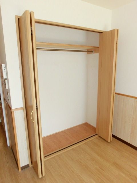 収納　クローゼット完備の洋室です。
