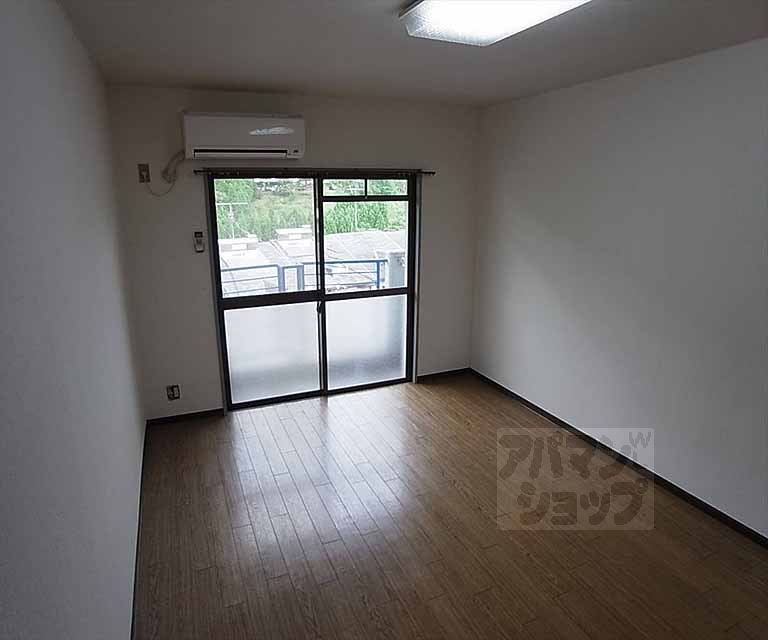 居室・リビング　洋室８帖のお部屋