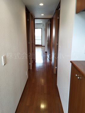 玄関　※別号室参考写真