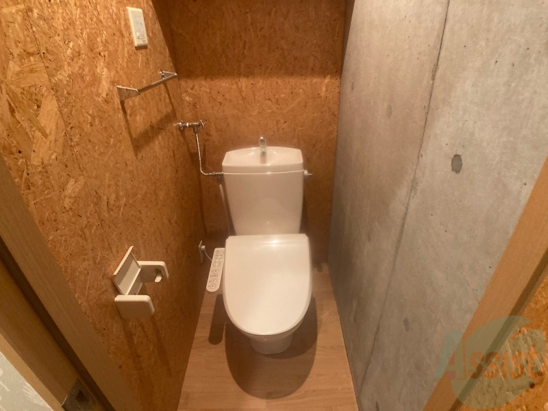 トイレ　ウォシュレット機能がついたトイレ。安心して使用できますね。