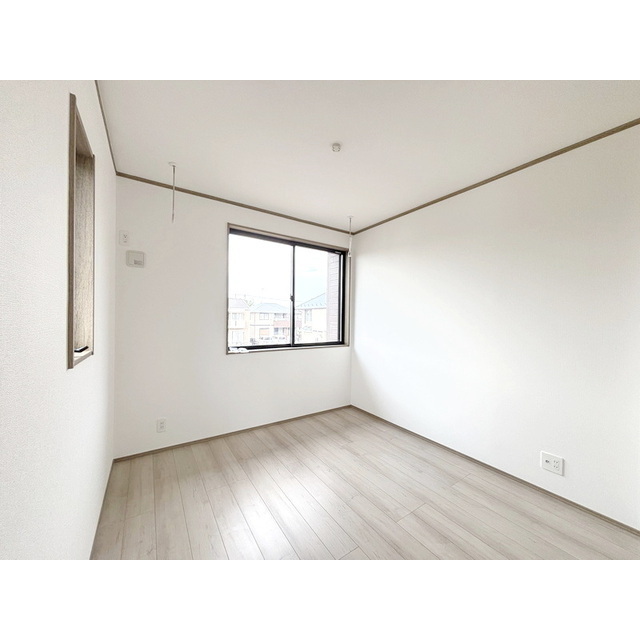 その他部屋・スペース　ゆったりとくつろげ、家具の配置がしやすい