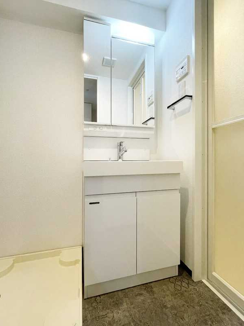 洗面設備　別部屋参考写真