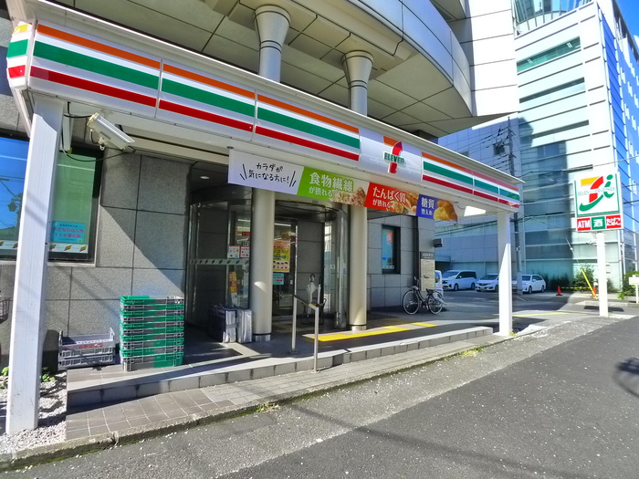 コンビニ　セブンイレブン（コンビニ）まで140m