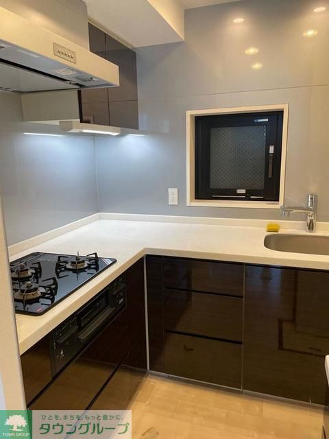 キッチン　※写真は同タイプ住戸です。
