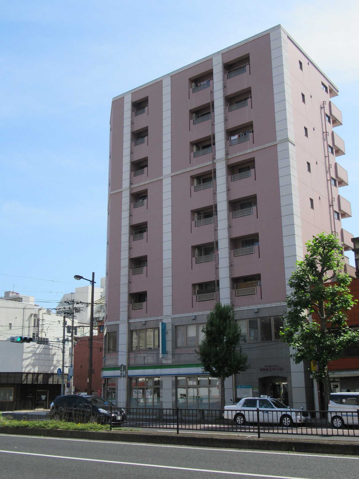 森塚第12マンションの外観写真