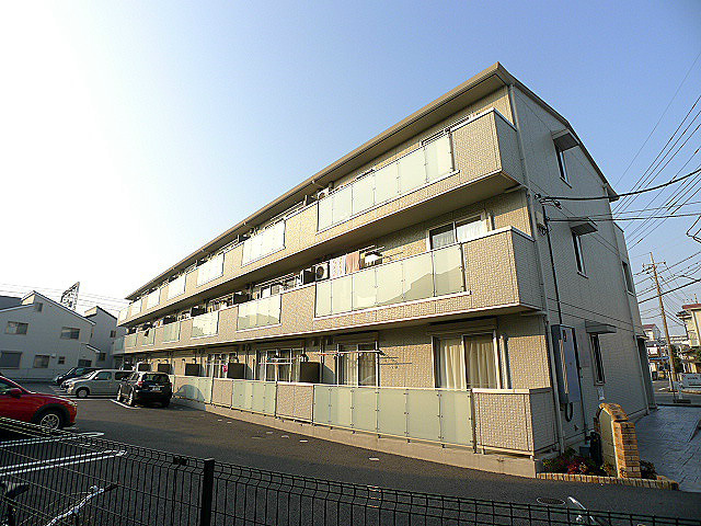 建物外観　ゴールドパストラル3のご紹介は住まいの窓口　アソシエへお任せ