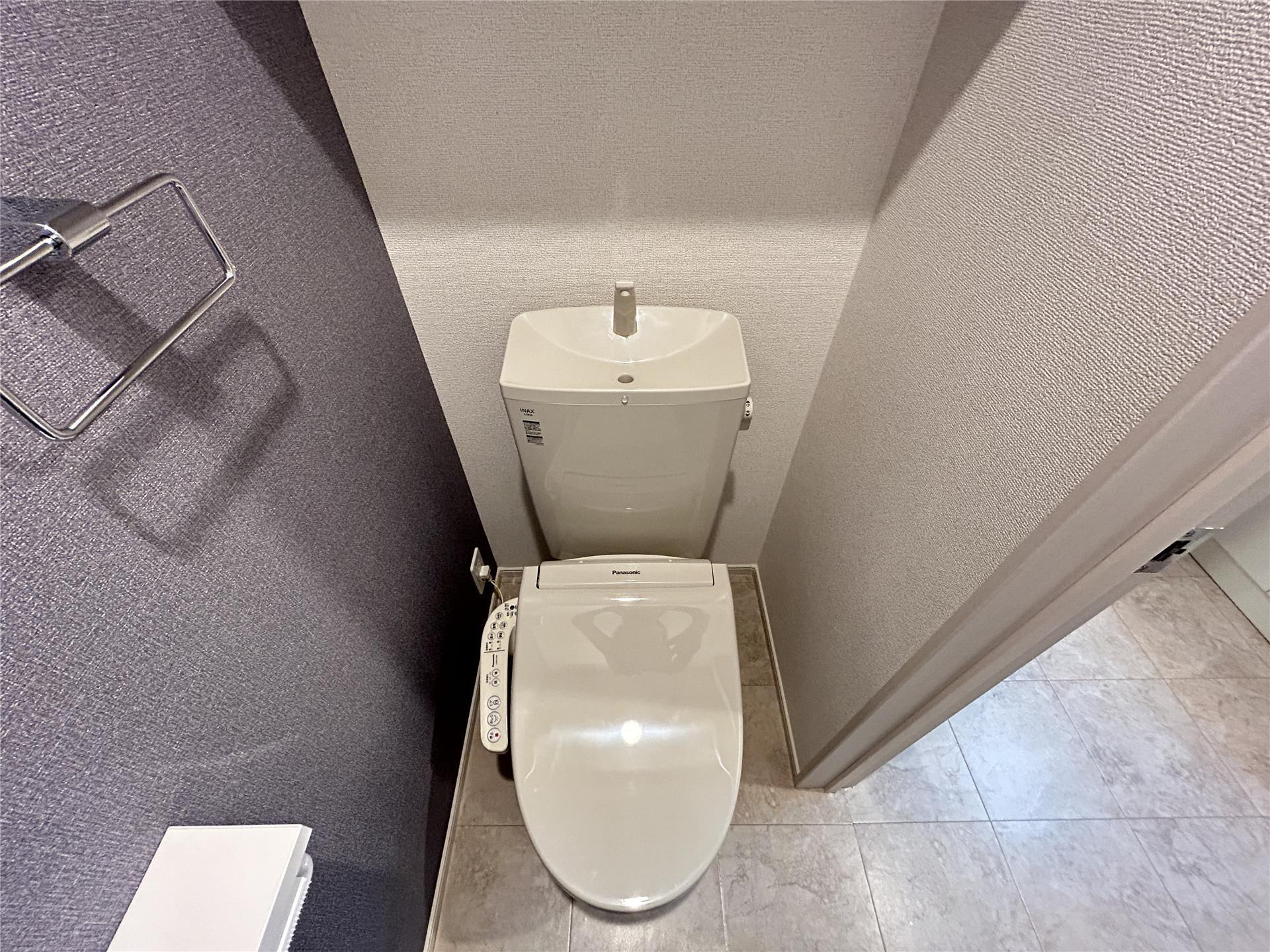 【スワンプ　マンションＢのトイレ】