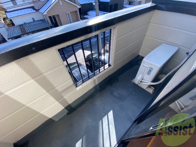 バルコニー　バルコニーは洗濯物を干すスペースがあります。