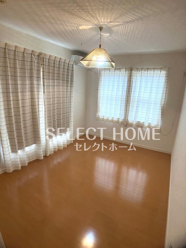 その他部屋・スペース　使い勝手のいい寝室です