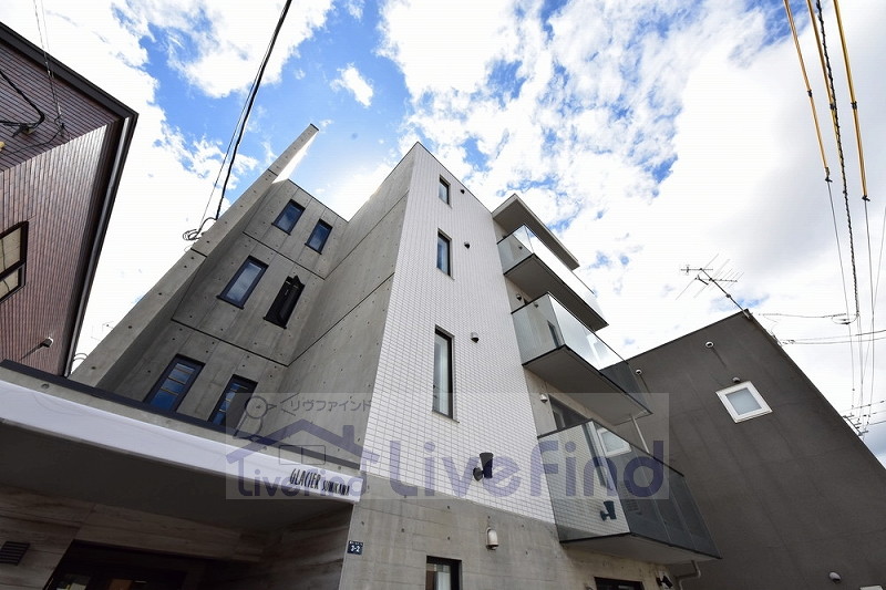 札幌市南区澄川一条のマンションの建物外観