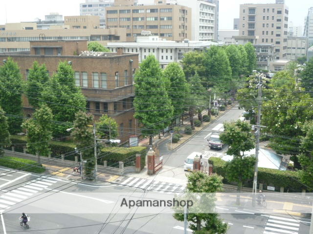 大学・短大　岡山大学鹿田キャンパス（大学・短大）まで884m