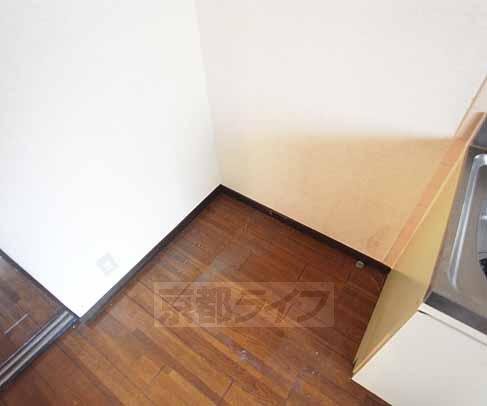 その他設備　冷蔵庫を置くスペースです。