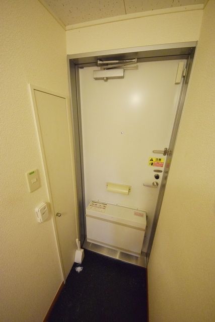 玄関　★ゆとりのある玄関スペースです★