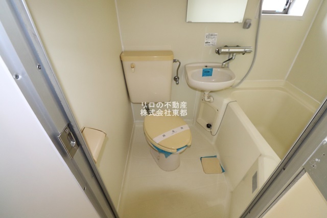 トイレ　清潔感ある洋式トイレです☆お掃除も楽々です！！