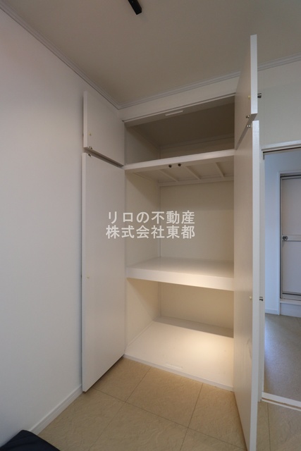収納　奥行のある収納付です！増えがちな荷物をスッキリ収納できます！