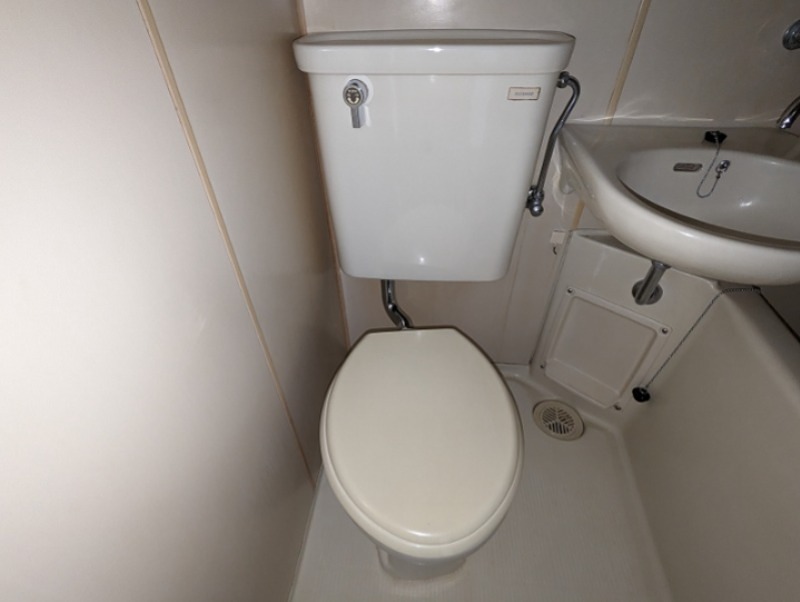 トイレ　別部屋参考