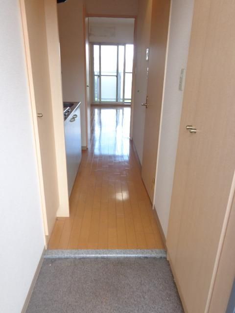 玄関　玄関スペース