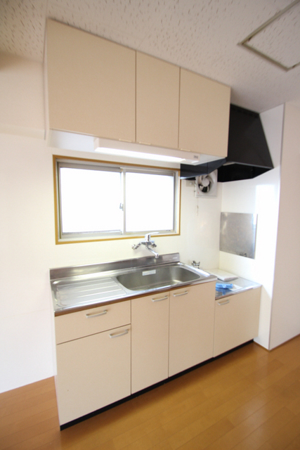 キッチン　別室の参考写真です。※現況優先