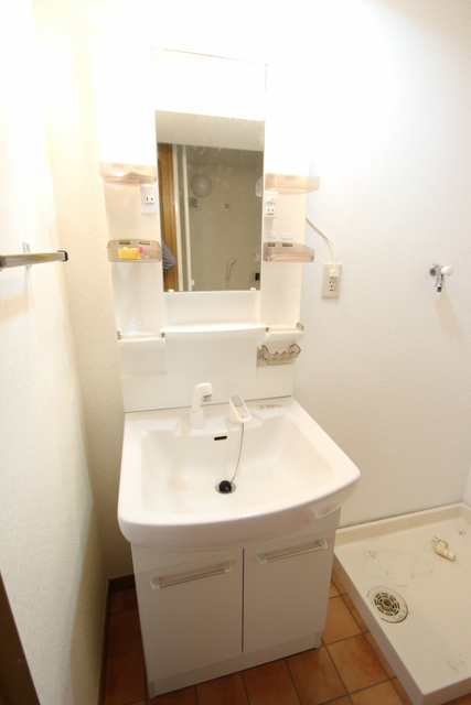 洗面設備　別室の参考写真です。※現況優先