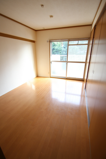 バルコニー　別室の参考写真です。※現況優先