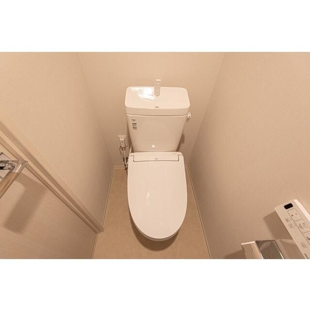 トイレ　トイレもきれいです