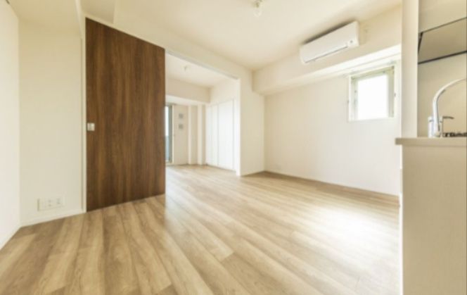 居室・リビング　☆明るい居間☆