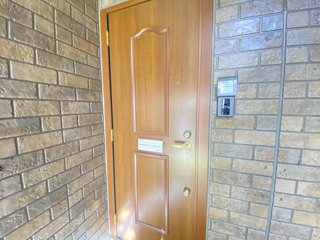 玄関　落ち着いた玄関です