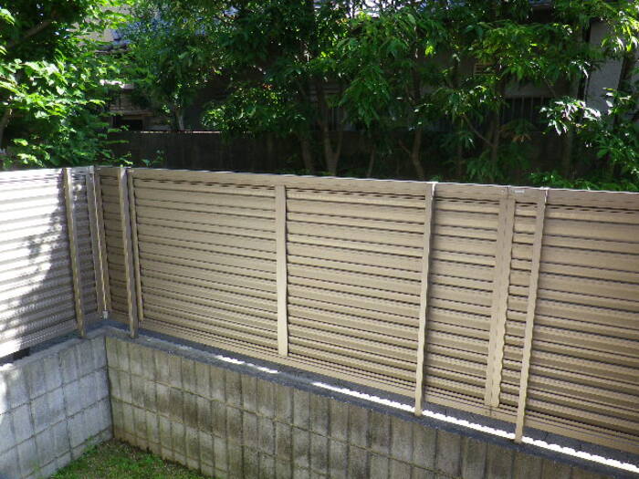 バルコニー　開放的で明るい空間を演出してくれるバルコニーです