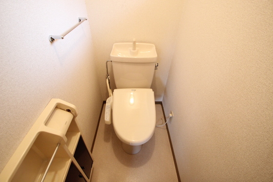 トイレ　※別部屋の写真です