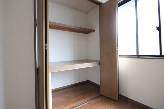 収納　※別部屋の写真です