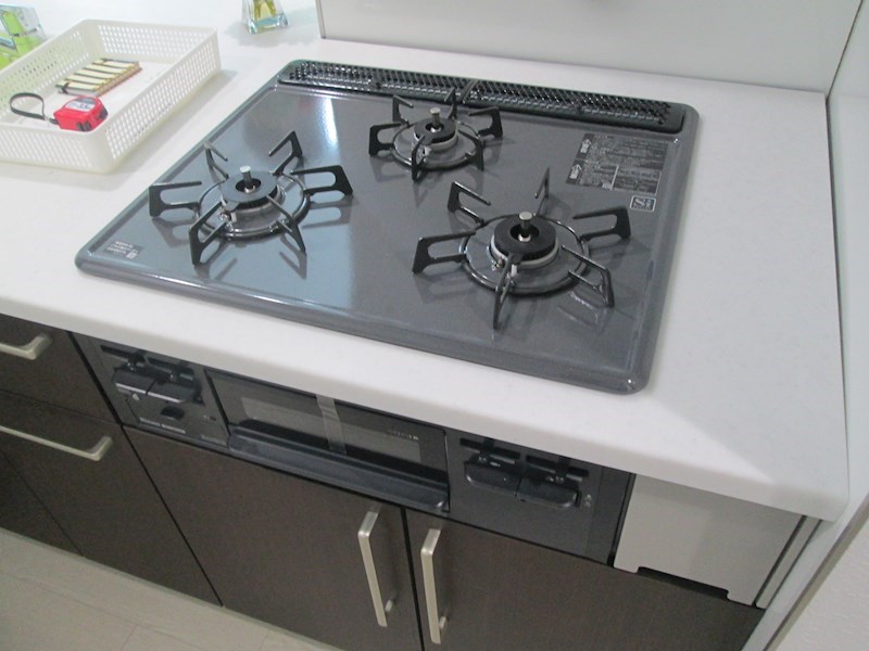 その他設備　3口コンロ